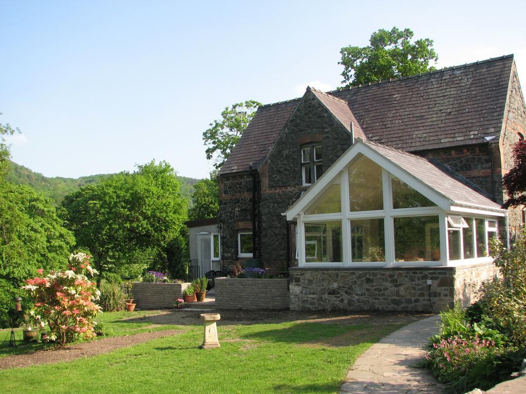 The Courthouse Bed and Breakfast Betws-y-Coed Exteriör bild